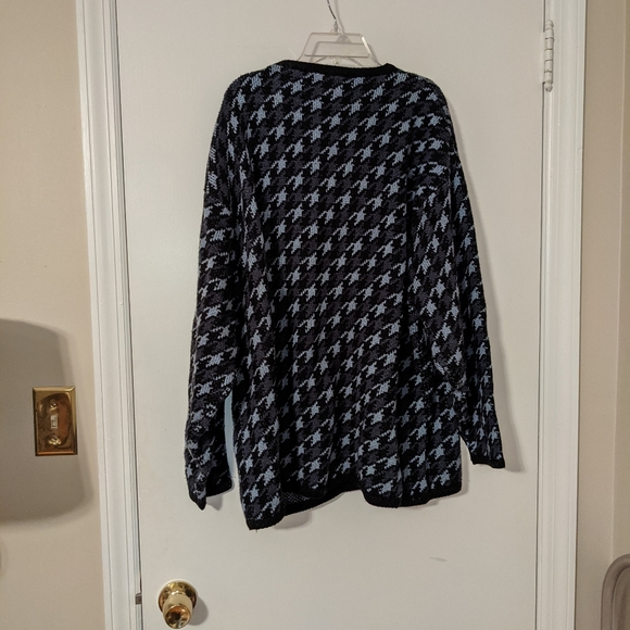 KOBE button down sweater - Picture 4 of 6